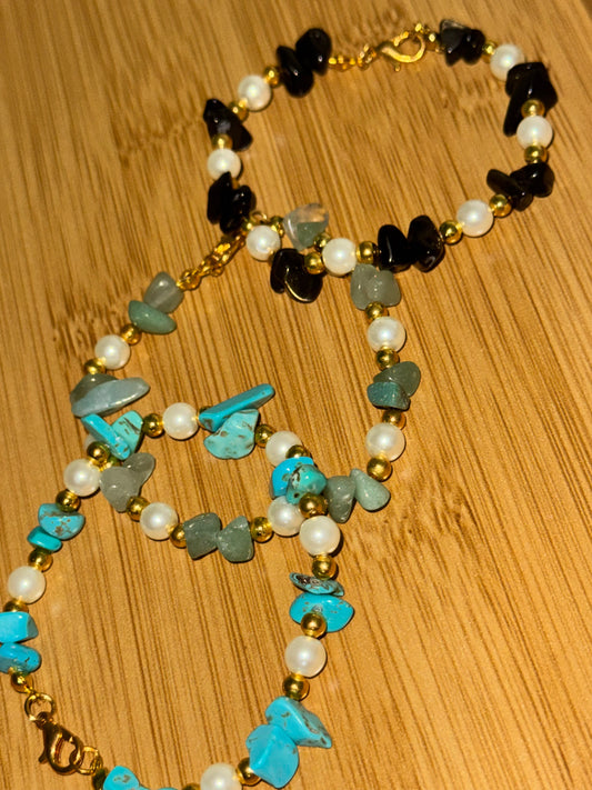 Trío de pulseras.